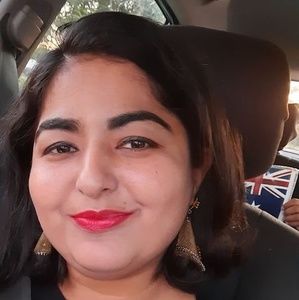 Meet your Posher, Shelza